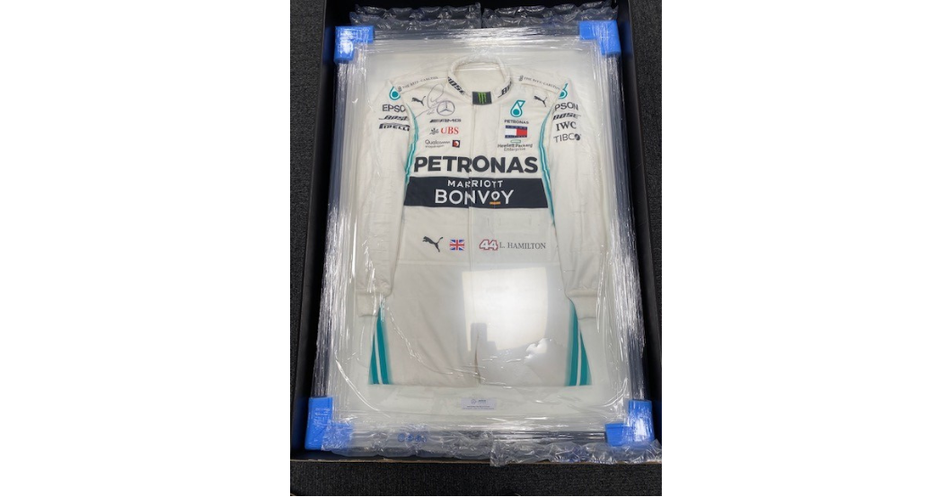 AT Hamilton Rennanzug   AT Hamilton Rennanzug