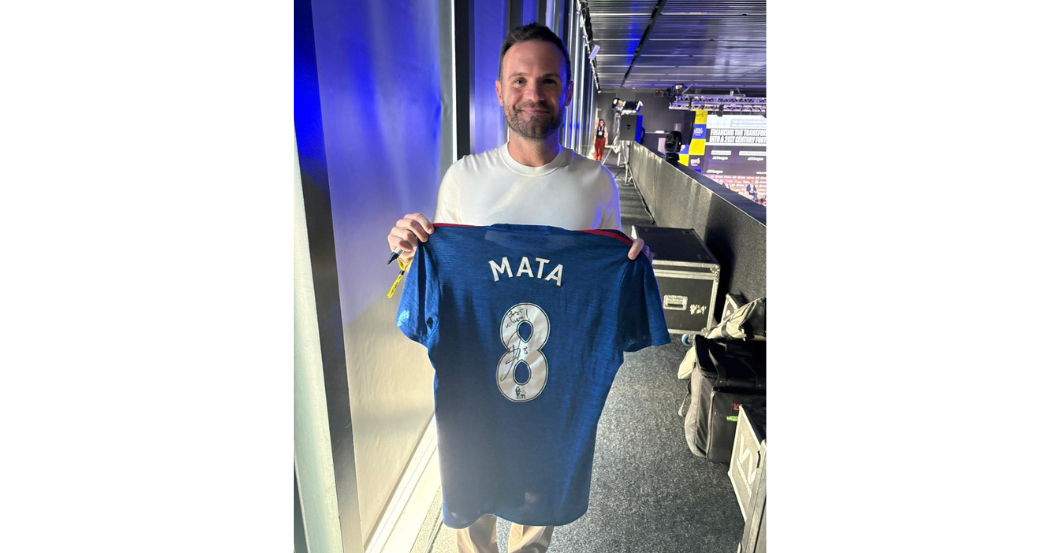  AT Mata Trikot Man United 