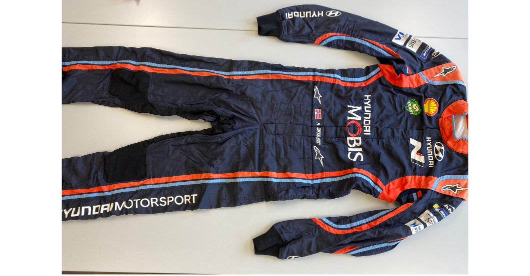 AT Rennanzug Mikkelsen   AT Rennanzug Mikkelsen