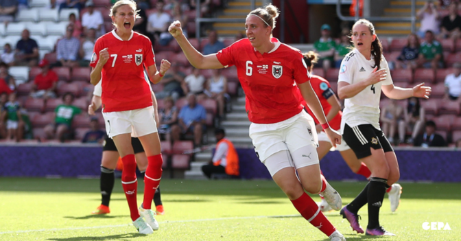  AT Schiechtls EM Trikot  