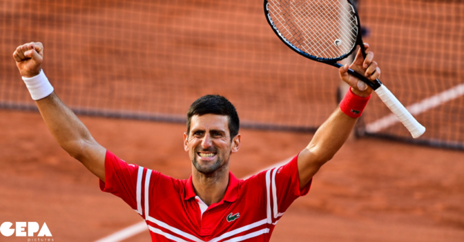 AT Schläger Djokovic   AT Schläger Djokovic