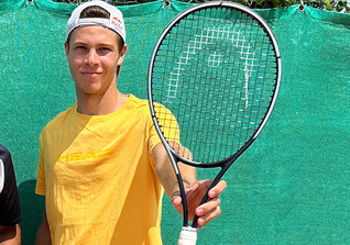  AT Schwärzler Schläger 