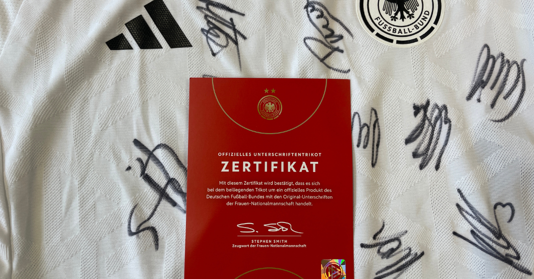  AT Signiertes DFB-Trikot 