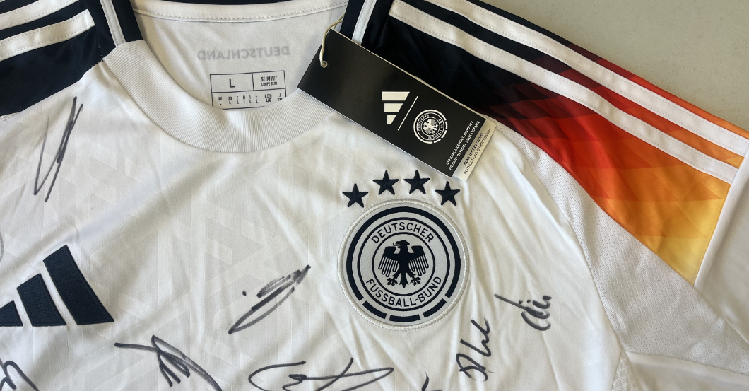  AT Signiertes DFB Trikot 