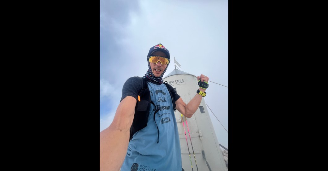 AT Strasser Rekordoutfit   AT Strasser Rekordoutfit