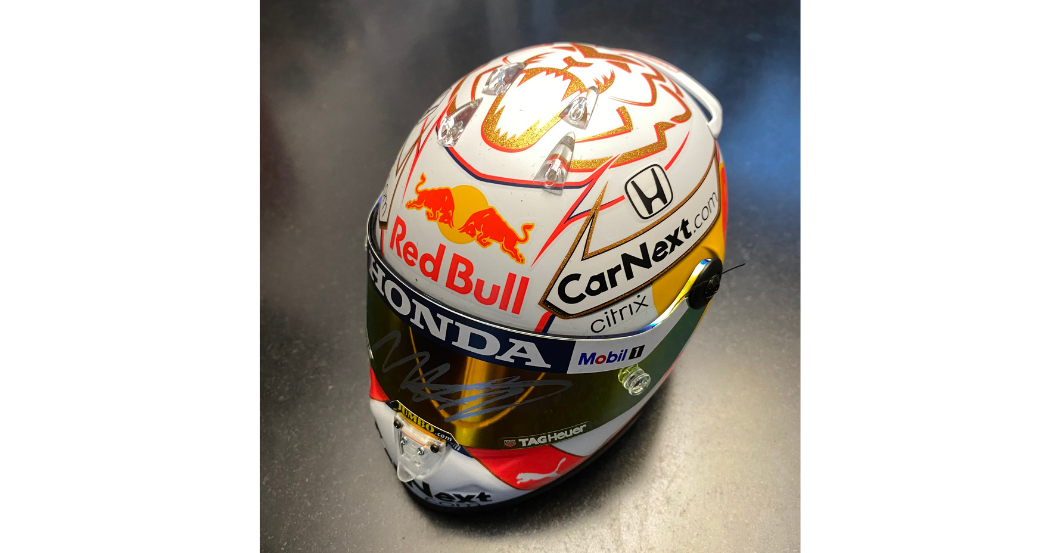 AT Verstappen Helm   AT Verstappen Helm