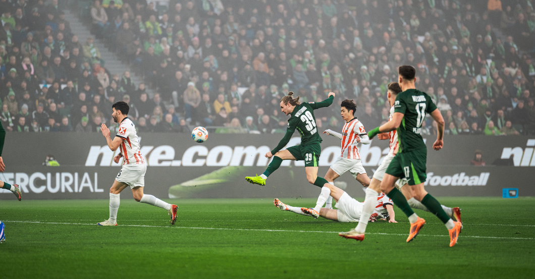  AT Wolfsburg VIP Deluxe 