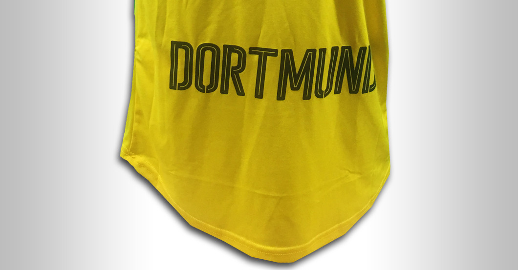  Aubas signiertes Trikot 