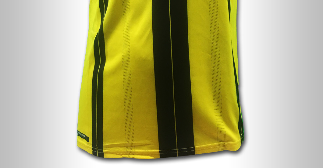  Aubas signiertes Trikot 