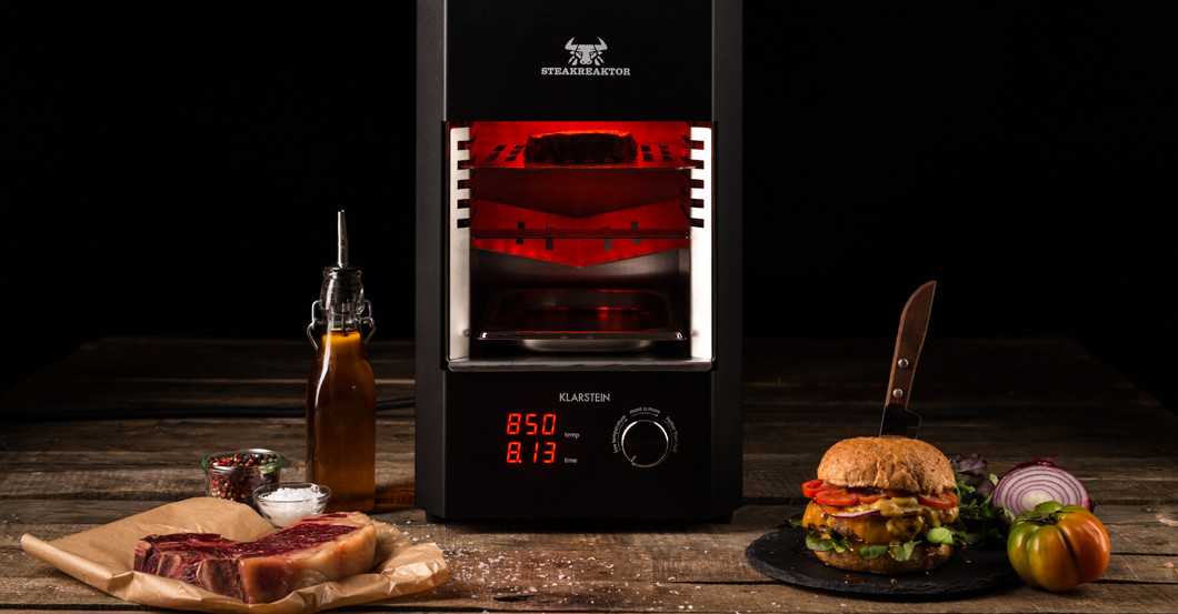  Auf dem Hausboot grillen 