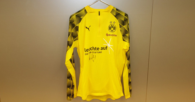  Aufwärmshirt Yarmolenko 