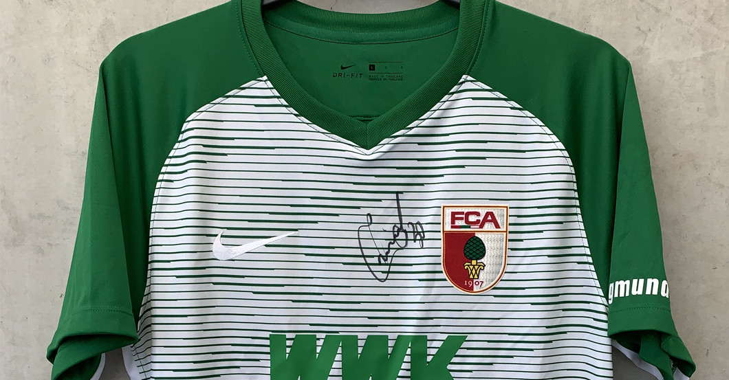 Augsburg teamsigniert   Augsburg teamsigniert