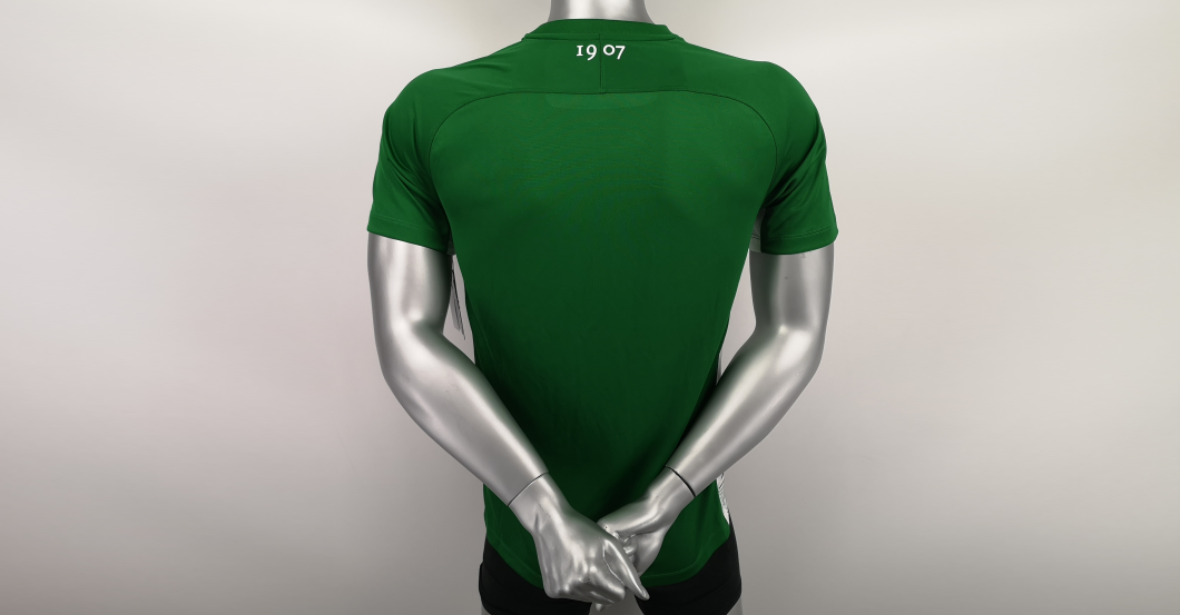  Augsburg Trikot signiert 