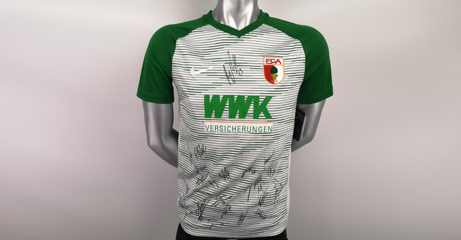 Augsburg Trikot signiert   Augsburg Trikot signiert