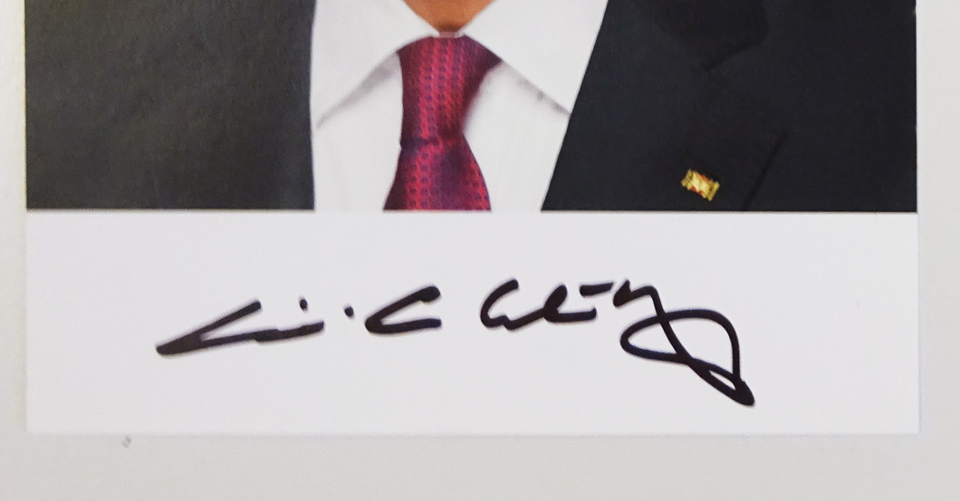  Autogramme Präsidenten 