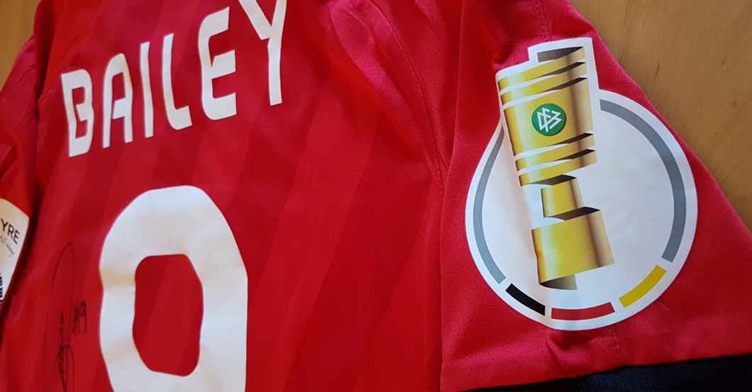 Bailey getragenes Trikot   Bailey getragenes Trikot