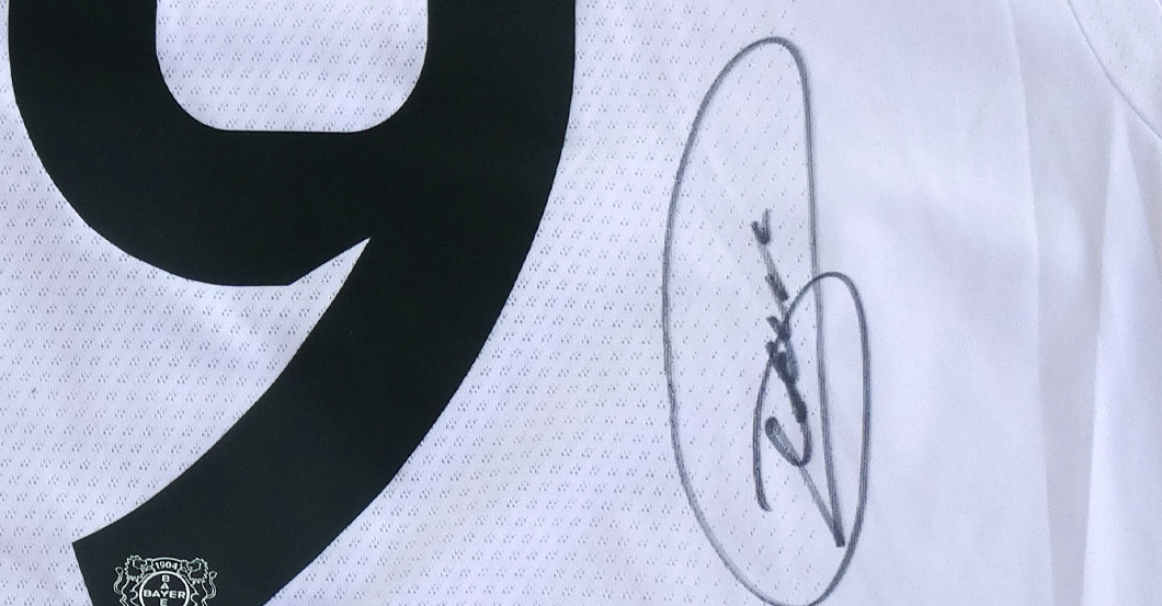 Baileys DFB Pokaltrikot   Baileys DFB Pokaltrikot