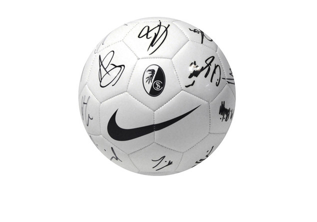  Ball SC Freiburg 