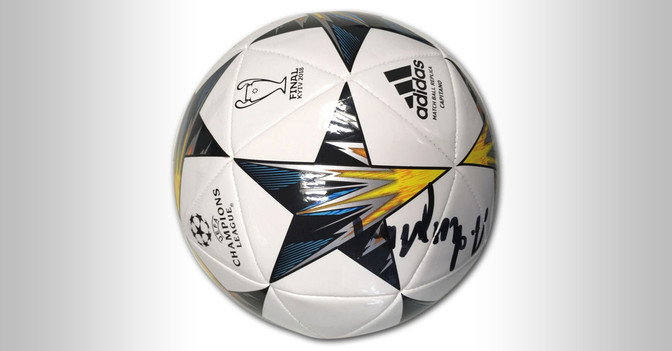 Ball und Schal Heynckes   Ball und Schal Heynckes