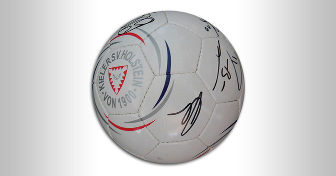  Ball Holstein Kiel 