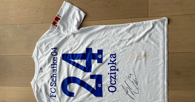  Bastian Oczipka Trikot 