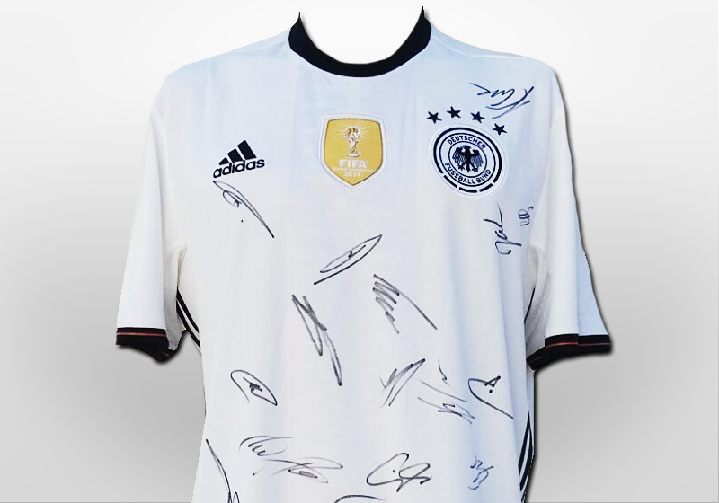 Bastis Abschieds Trikot   Bastis Abschieds Trikot