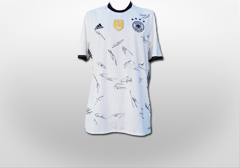 Bastis Abschieds Trikot   Bastis Abschieds Trikot