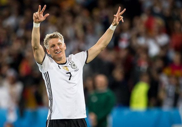 Bastis Abschieds Trikot   Bastis Abschieds Trikot