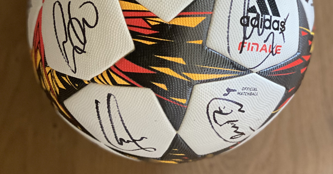 Bayern Ball gelb rot    Bayern Ball gelb rot