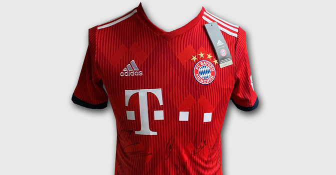 Bayern Trikot teamsign   Bayern Trikot teamsign