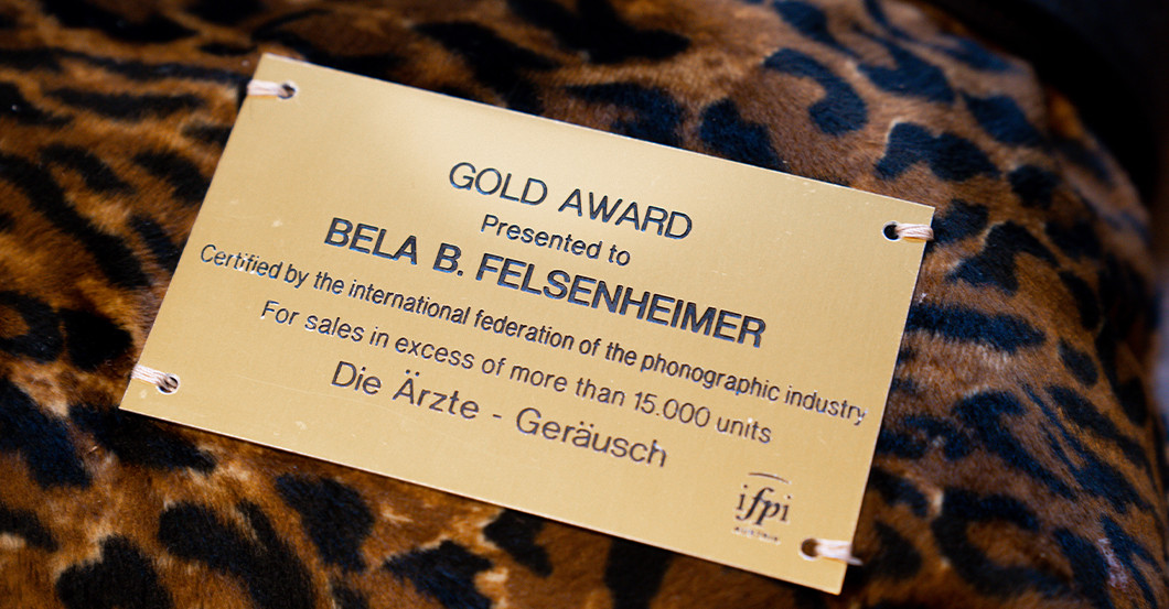 Bela B Gold Award    Bela B Gold Award