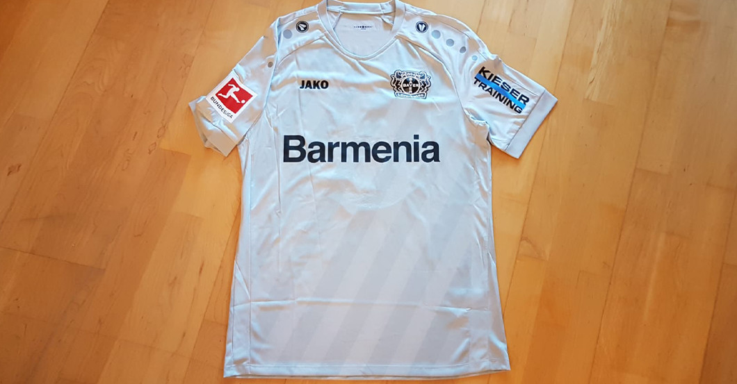 Bender getragenes Trikot   Bender getragenes Trikot