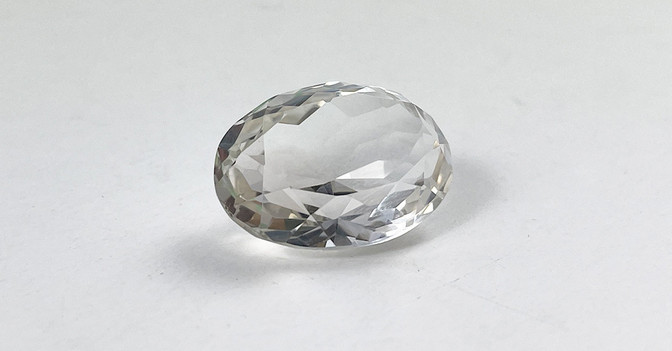 Bergkristall oval   Bergkristall oval