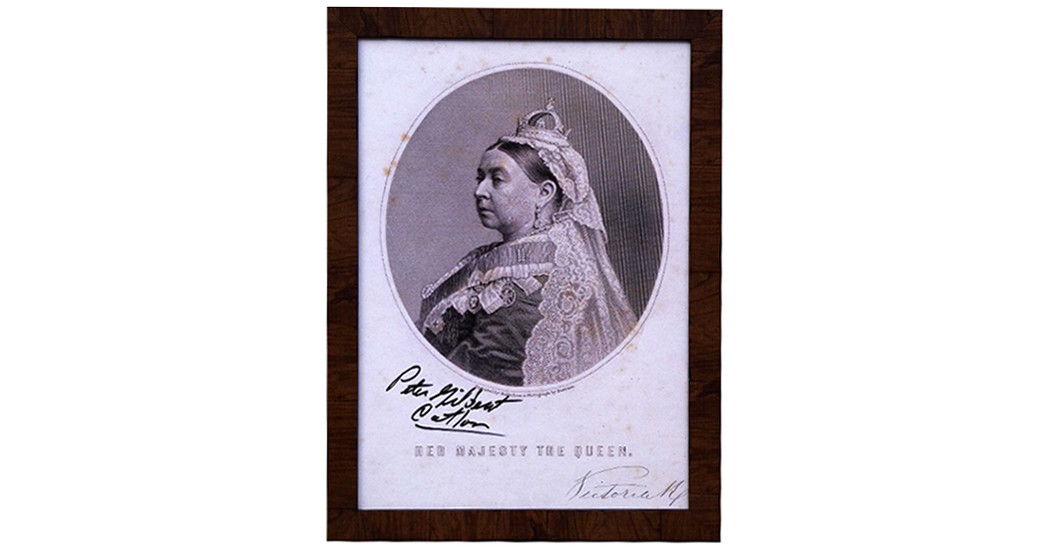 Bild Her Majesty    Bild Her Majesty