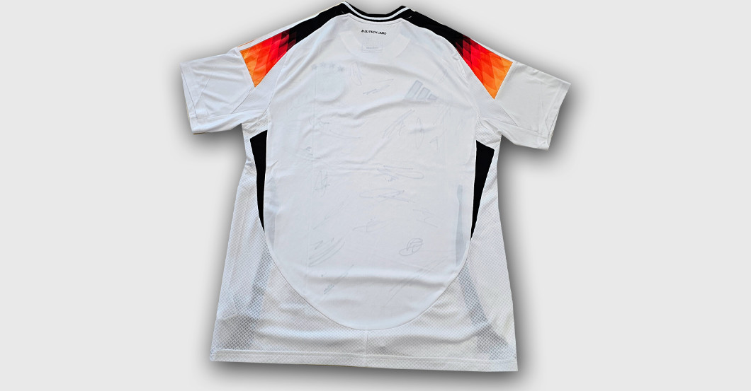 BJ Deutschlandtrikot   BJ Deutschlandtrikot