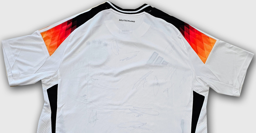 BJ Deutschlandtrikot   BJ Deutschlandtrikot