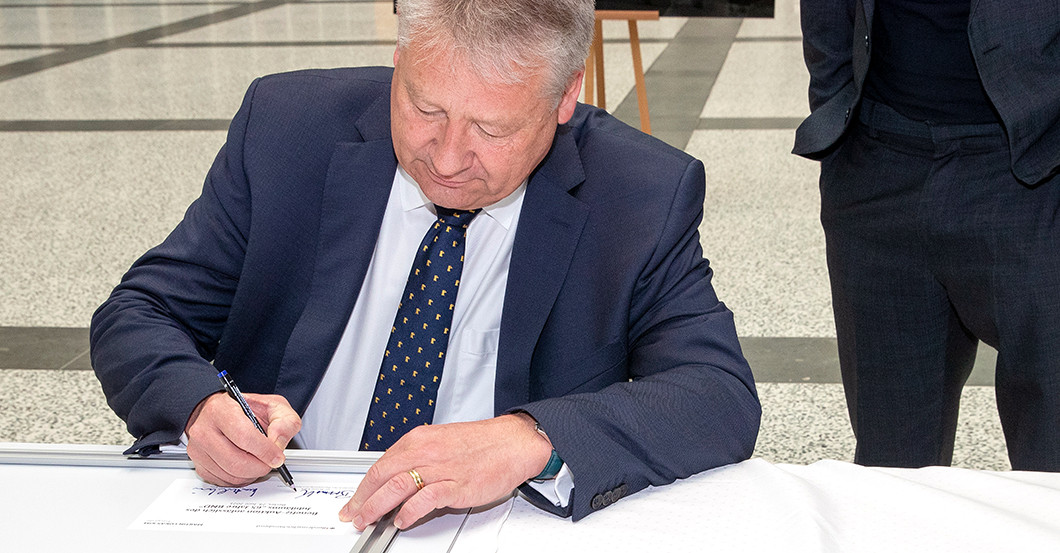 BND Foto Chemiker Büro   BND Foto Chemiker Büro