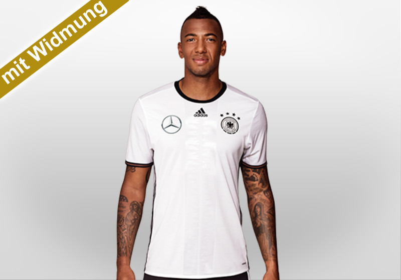  Boateng Trikot gewidmet 