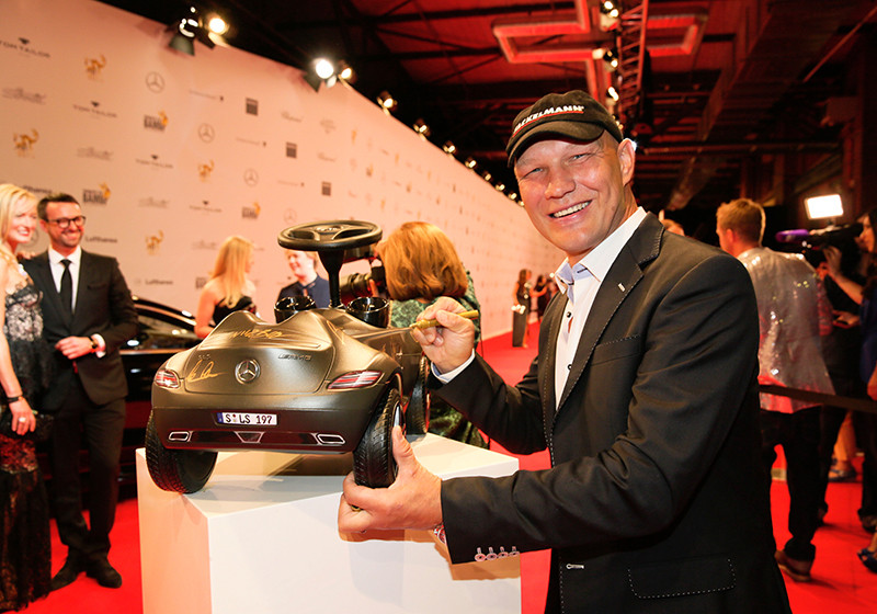 Bobby-Benz signiert   Bobby-Benz signiert