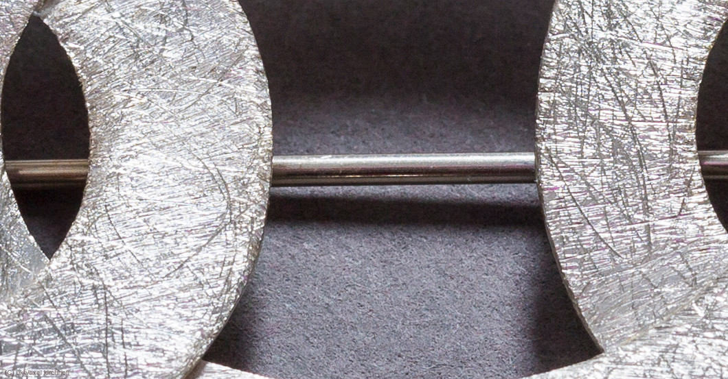 Brosche mit Ringen   Brosche mit Ringen