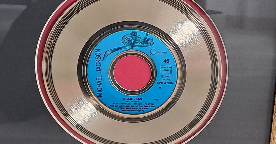 BÜ Billie Jean Lyrics   BÜ Billie Jean Lyrics