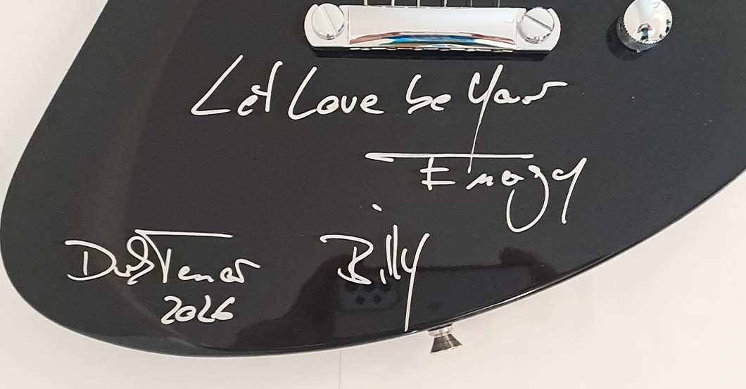  BÜ Dark Tenor Gitarre 