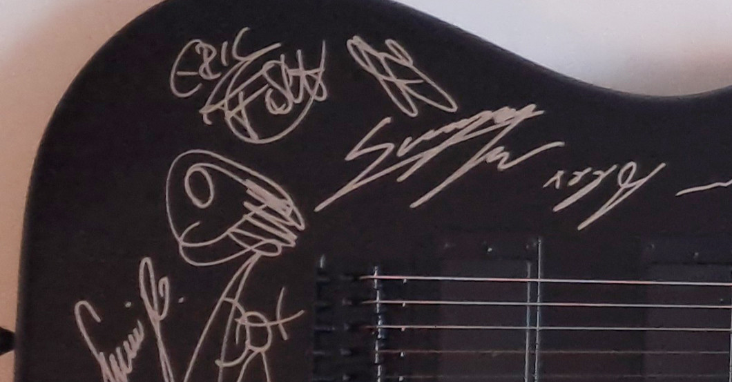 BÜ Drei Bands Gitarre   BÜ Drei Bands Gitarre