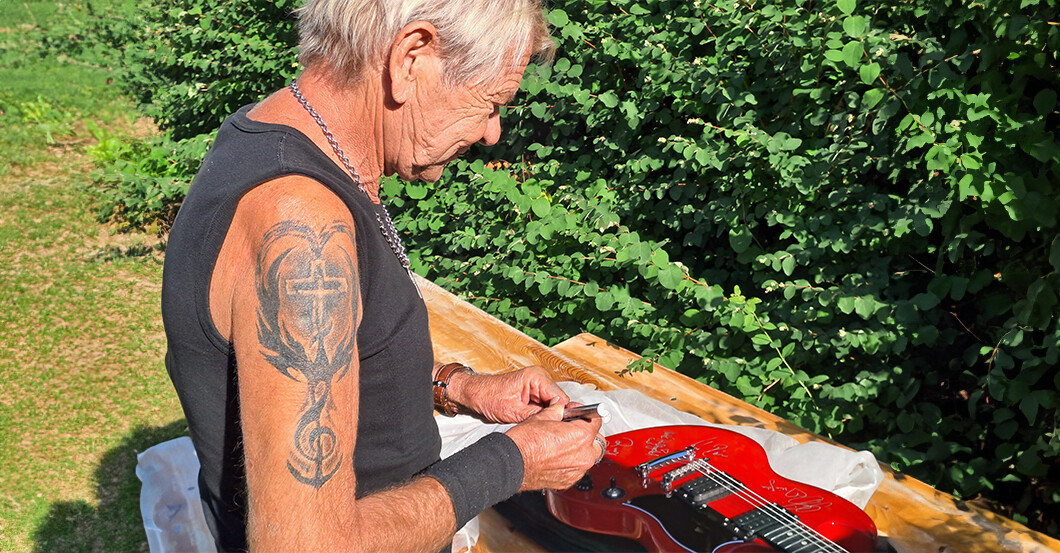 BÜ E-Gitarre LAGA 