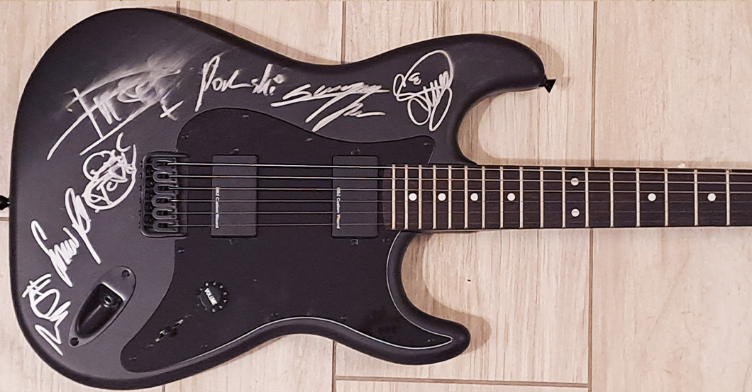 BÜ Gitarre Subway black   BÜ Gitarre Subway black