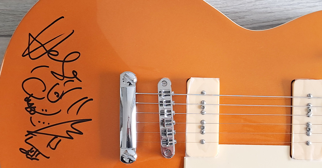 BÜ Helge Gitarre Gold   BÜ Helge Gitarre Gold