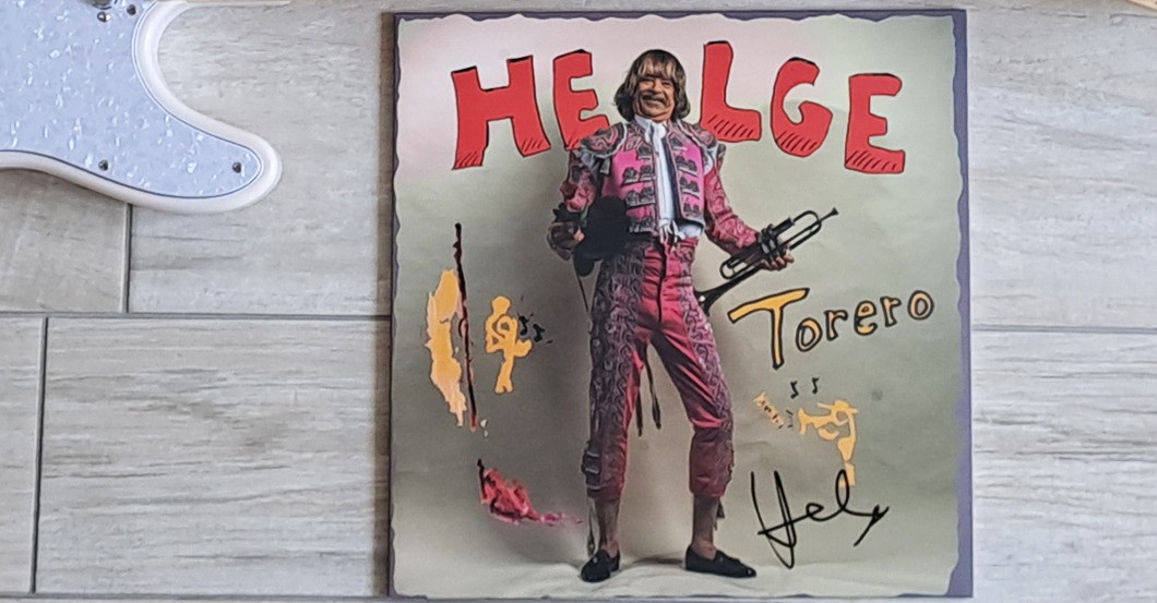 BÜ Helge Gitarre weiß   BÜ Helge Gitarre weiß