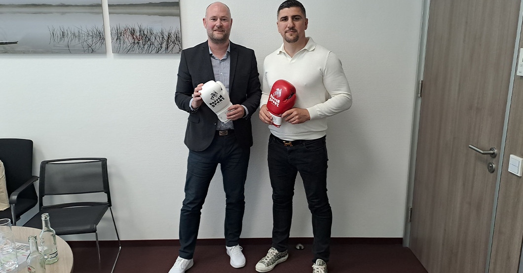 BÜ Huck Handschuhe rot    BÜ Huck Handschuhe rot