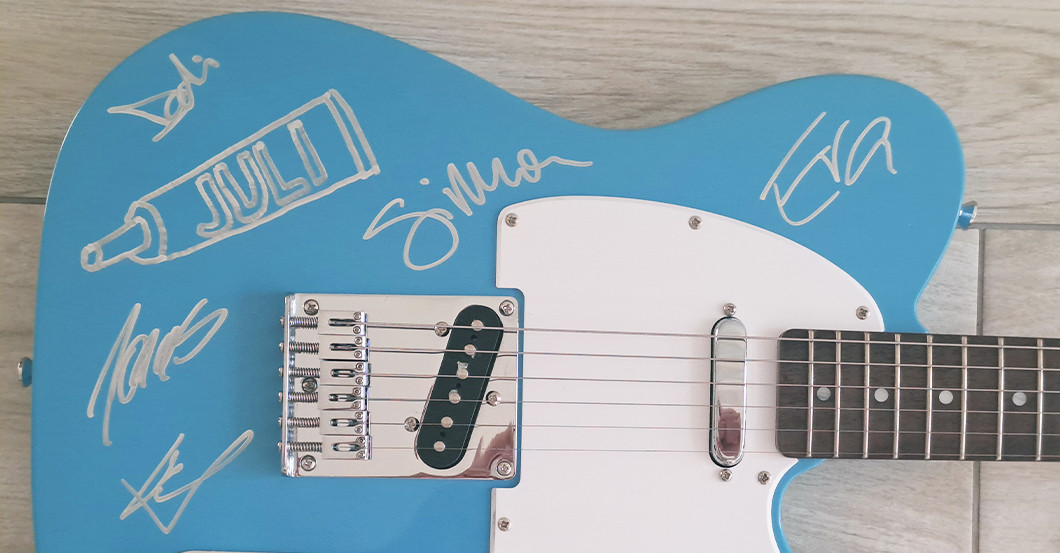 BÜ Juli Gitarre   BÜ Juli Gitarre