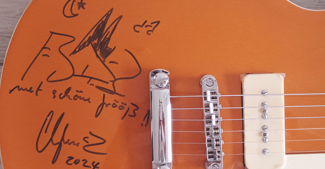 BÜ Niedecken Gitarre   BÜ Niedecken Gitarre